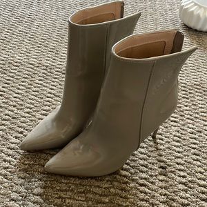 Steve Madden Boots